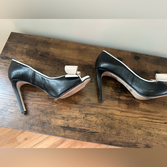 Studio pollini bow tie stiletto heels. - Picture 4 of 11